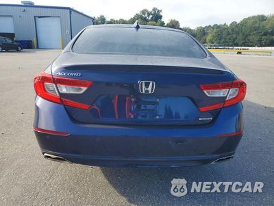 Zdjęcie 6 z 12 samochodu: 2018 HONDA ACCORD TOURING VIN:1HGCV1F93JA107888 - miniatura