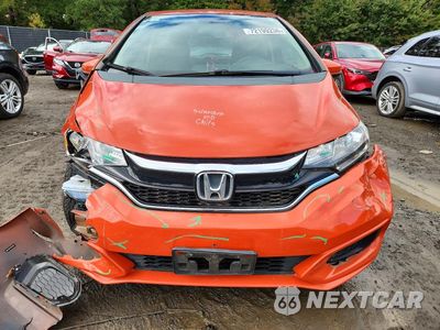 Piąte zdjęcie samochodu w środku: 2018 HONDA FIT LX VIN:3HGGK5H41JM715981 - miniatura