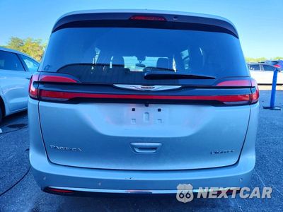 Zdjęcie 6 z 14 samochodu: 2026 CHRYSLER PACIFICA LIMITED VIN:2C4RC1GG9TR262827 - miniatura
