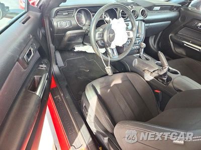 Zdjęcie 8 z 12 samochodu: 2021 FORD MUSTANG VIN:1FA6P8TH7M5110676 - miniatura