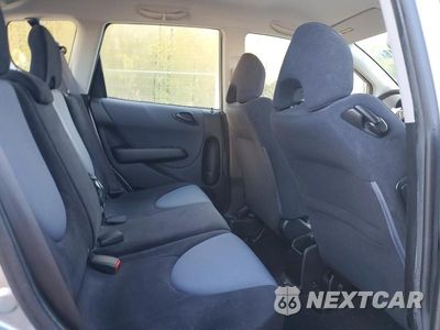 Zdjęcie 10 z 12 samochodu: 2007 HONDA FIT S VIN:JHMGD38697S067500 - miniatura
