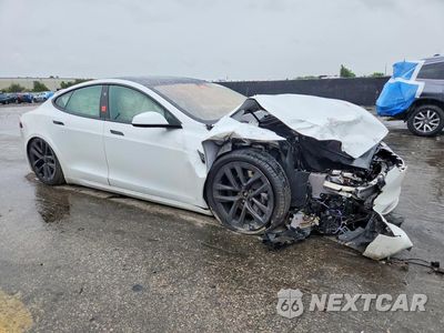 Czwarte zdjęcie samochodu z boku: 2021 TESLA MODEL S VIN:5YJSA1E54MF452041 - miniatura