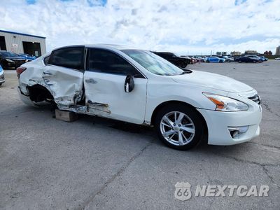 Czwarte zdjęcie samochodu z boku: 2015 NISSAN ALTIMA 2.5 SV VIN:1N4AL3AP2FC207897 - miniatura