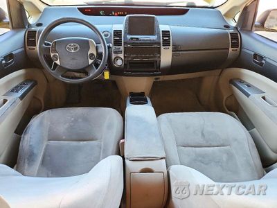 Zdjęcie 8 z 12 samochodu: 2004 TOYOTA PRIUS BASE VIN:JTDKB20U340106496 - miniatura