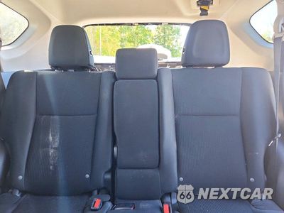 Zdjęcie 10 z 13 samochodu: 2016 TOYOTA RAV4 LE VIN:2T3BFREV7GW458947 - miniatura