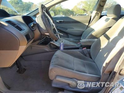 Zdjęcie 7 z 12 samochodu: 2009 HONDA CIVIC LX VIN:2HGFA16529H310824 - miniatura