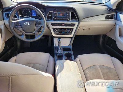 Zdjęcie 8 z 12 samochodu: 2015 HYUNDAI SONATA SE VIN:5NPE24AF6FH200970 - miniatura