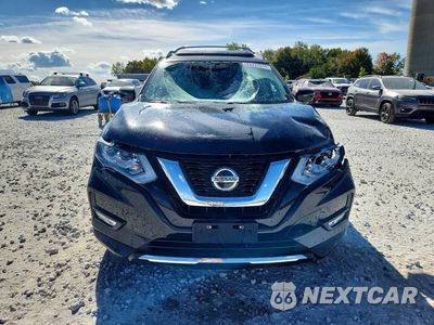 Piąte zdjęcie samochodu w środku: 2019 NISSAN ROGUE SL VIN:5N1AT2MV3KC801788 - miniatura