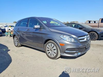 Czwarte zdjęcie samochodu z boku: 2017 MERCEDES-BENZ B 250E VIN:WDDVP9AB8HJ016156 - miniatura