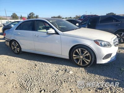Czwarte zdjęcie samochodu z boku: 2015 MERCEDES-BENZ E 350 VIN:WDDHF5KB9FB116331 - miniatura
