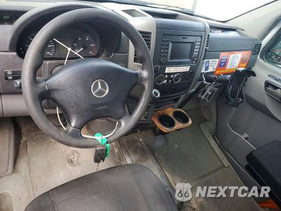 Zdjęcie 8 z 13 samochodu: 2016 MERCEDES-BENZ SPRINTER 2500 DELIVERY VAN VIN:WD3PE8DD9GP361069 - miniatura