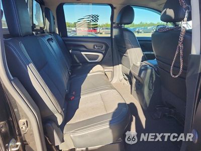Zdjęcie 10 z 12 samochodu: 2016 NISSAN TITAN XD PRO-4X VIN:1N6BA1F41GN501298 - miniatura