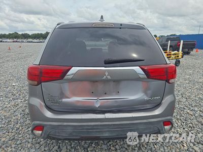 Zdjęcie 6 z 12 samochodu: 2018 MITSUBISHI OUTLANDER SE VIN:JA4AD3A39JZ044069 - miniatura