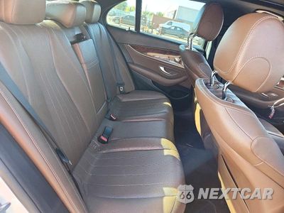 Zdjęcie 10 z 12 samochodu: 2017 MERCEDES-BENZ E 300 4MATIC VIN:WDDZF4KB4HA097016 - miniatura