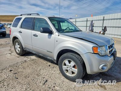 Czwarte zdjęcie samochodu z boku: 2008 FORD ESCAPE XLT VIN:1FMCU93148KA42502 - miniatura
