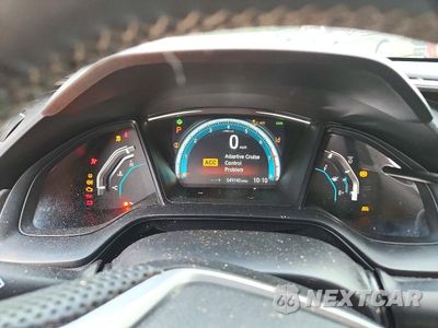 Zdjęcie 9 z 13 samochodu: 2018 HONDA CIVIC LX VIN:19XFC2F69JE024704 - miniatura