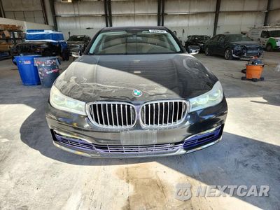 Piąte zdjęcie samochodu w środku: 2016 BMW 750 XI VIN:WBA7F2C51GG417447 - miniatura