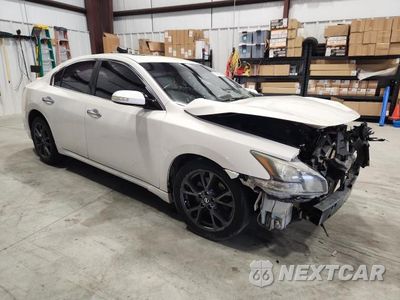 Czwarte zdjęcie samochodu z boku: 2012 NISSAN MAXIMA 3.5 S VIN:1N4AA5AP8CC812908 - miniatura