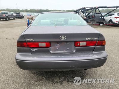 Zdjęcie 6 z 12 samochodu: 1998 TOYOTA CAMRY LE VIN:4T1BG22K0WU231539 - miniatura