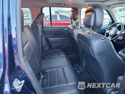 Zdjęcie 11 z 13 samochodu: 2016 JEEP PATRIOT LATITUDE VIN:1C4NJRFB5GD619602 - miniatura