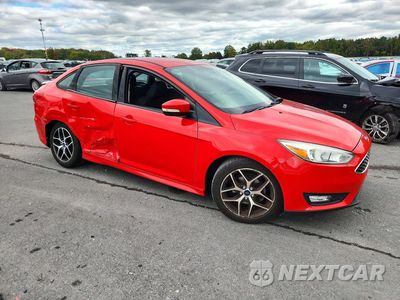 Czwarte zdjęcie samochodu z boku: 2015 FORD FOCUS SE VIN:1FADP3F29FL272714 - miniatura