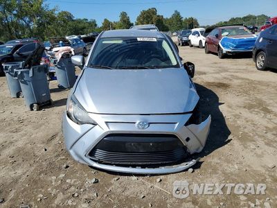 Piąte zdjęcie samochodu w środku: 2017 TOYOTA YARIS IA BASE VIN:3MYDLBYV9HY168257 - miniatura