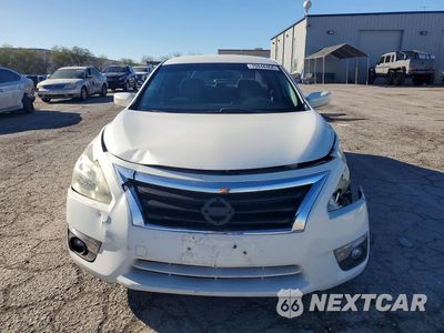 Piąte zdjęcie samochodu w środku: 2014 NISSAN ALTIMA 2.5 S VIN:1N4AL3AP3EC427872 - miniatura