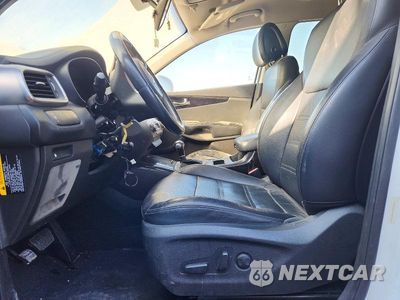 Zdjęcie 7 z 13 samochodu: 2016 KIA SORENTO EX VIN:5XYPH4A59GG001659 - miniatura