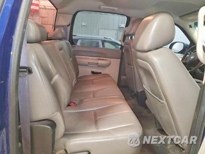 Zdjęcie 10 z 12 samochodu: 2014 CHEVROLET SILVERADO K2500 HEAVY DUTY VIN:1GC1KVCG5EF166880 - miniatura