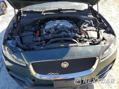 Zdjęcie 12 z 13 samochodu: 2017 JAGUAR F-PACE PREMIUM VIN:SADCJ2BV7HA092264 - miniatura