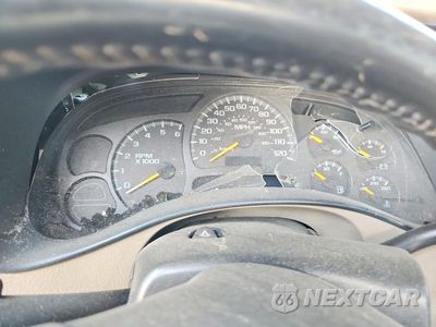 Zdjęcie 9 z 12 samochodu: 2004 CHEVROLET SILVERADO C1500 VIN:2GCEC19T741365771 - miniatura
