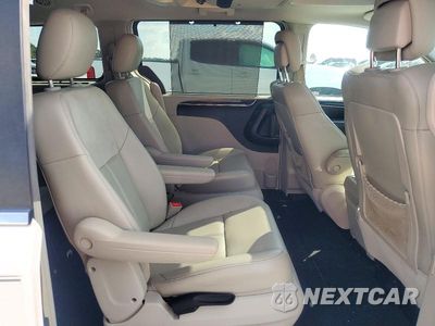 Zdjęcie 11 z 14 samochodu: 2012 CHRYSLER TOWN & COUNTRY LIMITED VIN:2C4RC1GG2CR140648 - miniatura