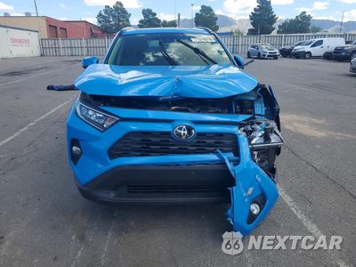 Piąte zdjęcie samochodu w środku: 2019 TOYOTA RAV4 XLE VIN:JTMP1RFV7KD002505 - miniatura