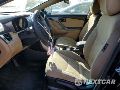 Zdjęcie 7 z 12 samochodu: 2013 HYUNDAI ELANTRA GLS VIN:KMHDH4AE7DU567991 - miniatura