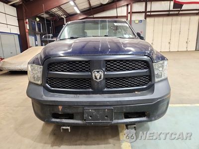 Piąte zdjęcie samochodu w środku: 2017 RAM 1500 ST VIN:1C6RR7ST6HS566605 - miniatura