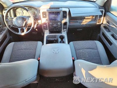 Zdjęcie 8 z 12 samochodu: 2019 RAM 1500 CLASSIC SLT VIN:1C6RR7GT8KS648402 - miniatura