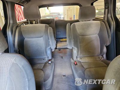 Zdjęcie 10 z 13 samochodu: 2008 TOYOTA SIENNA LE VIN:5TDBK23C68S020086 - miniatura