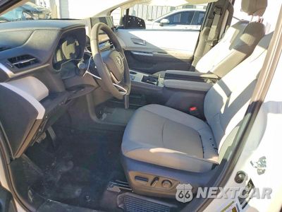 Zdjęcie 7 z 12 samochodu: 2025 TOYOTA SIENNA XLE 8-PASSENGER VIN:5TDYRKEC3SS251814 - miniatura