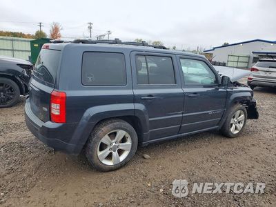 Trzecie zdjęcie samochodu z tyłu: 2014 JEEP PATRIOT LATITUDE VIN:1C4NJPFA7ED626981 - miniatura