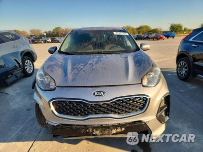 Piąte zdjęcie samochodu w środku: 2021 KIA SPORTAGE LX VIN:KNDPM3AC6M7939552 - miniatura