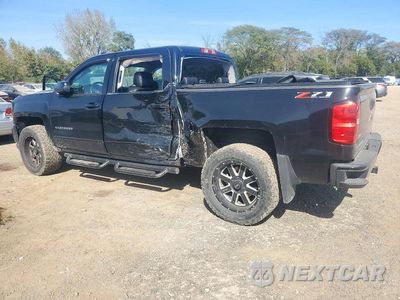 Drugie zdjęcie samochodu z przodu: 2018 CHEVROLET SILVERADO K1500 LT VIN:3GCUKRECXJG521520 - miniatura