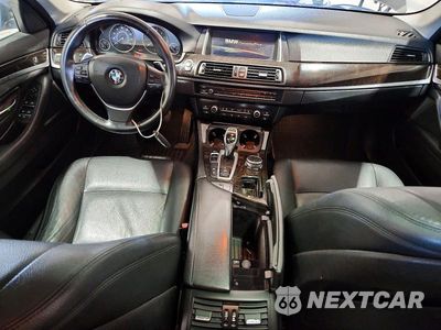 Zdjęcie 8 z 12 samochodu: 2016 BMW 528 XI VIN:WBA5A7C50GG152488 - miniatura
