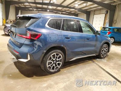 Trzecie zdjęcie samochodu z tyłu: 2026 BMW X1 XDRIVE28I VIN:WBX73EF02T5582364 - miniatura
