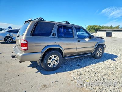 Trzecie zdjęcie samochodu z tyłu: 2001 NISSAN PATHFINDER SE VIN:JN8DR07X21W505311 - miniatura