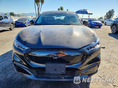 Piąte zdjęcie samochodu w środku: 2025 FORD MUSTANG MACH-E PREMIUM VIN:3FMTK3R71SMA25414 - miniatura