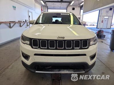Piąte zdjęcie samochodu w środku: 2018 JEEP COMPASS LIMITED VIN:3C4NJDCB6JT360160 - miniatura