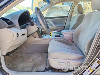 Zdjęcie 7 z 12 samochodu: 2008 TOYOTA CAMRY LE VIN:4T1BE46K18U766586 - miniatura