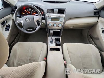 Zdjęcie 8 z 13 samochodu: 2009 TOYOTA CAMRY LE VIN:4T4BE46K49R100734 - miniatura