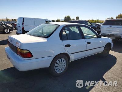 Trzecie zdjęcie samochodu z tyłu: 1994 TOYOTA COROLLA DX VIN:2T1AE09B9RC058024 - miniatura