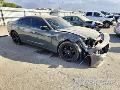 Czwarte zdjęcie samochodu z boku: 2018 DODGE CHARGER SXT PLUS VIN:2C3CDXHG0JH306449 - miniatura
